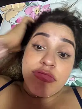 perlita05 online show from 11/07/25, 07:03