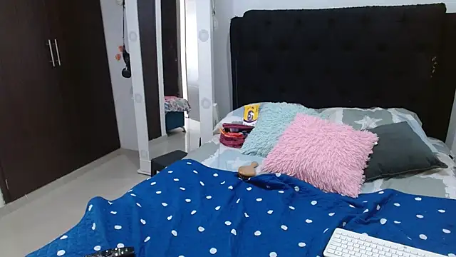 Snapshot of amazonafit_ chatting on 01/16/25, 07:31 amazonafit online show from 01/16/25, 07:31