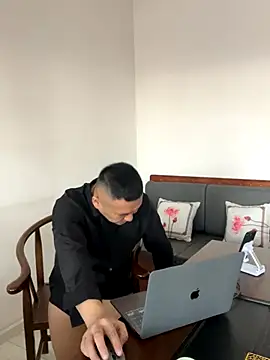 ShaoZian 1 online show from 10/22/25, 06:57