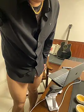 ShaoZian 1 online show from 11/11/25, 06:19