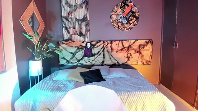 Annaa rosee online show from 10/25/25, 03:03