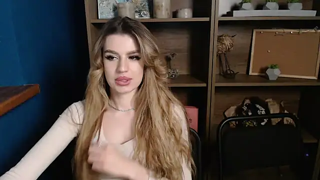 Snapshot of Your_Jessy chatting on 12/18/24, 11:51 Your Jessy online show from 12/18/24, 11:51