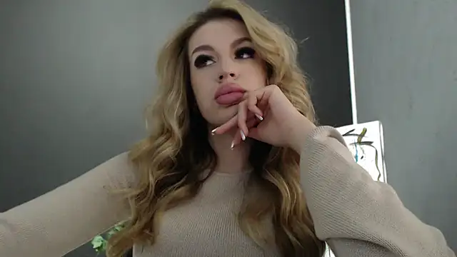 Snapshot of Your_Jessy chatting on 09/14/25, 12:15 Your Jessy online show from 09/14/25, 12:15