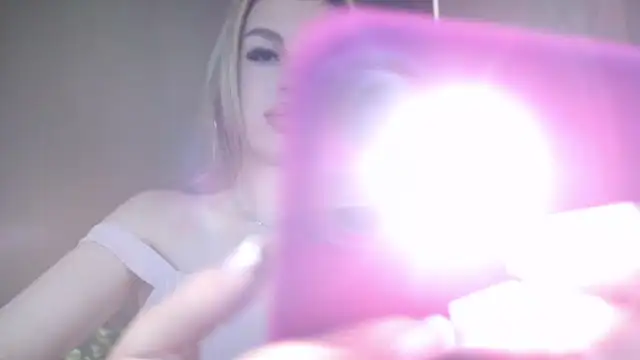 Snapshot of Your_Jessy chatting on 09/21/25, 11:12 Your Jessy online show from 09/21/25, 11:12