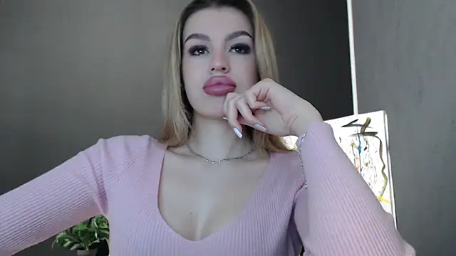 Snapshot of Your_Jessy chatting on 10/18/25, 11:44 Your Jessy online show from 10/18/25, 11:44