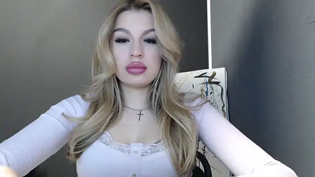 Snapshot of Your_Jessy chatting on 05/10/26, 12:21 Your Jessy online show from 05/10/26, 12:21