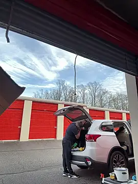 elamante03 online show from 12/17/24, 07:26