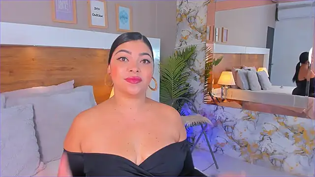 Snapshot of EmaBakker chatting on 11/21/25, 12:26 EmaBakker online show from 11/21/25, 12:26