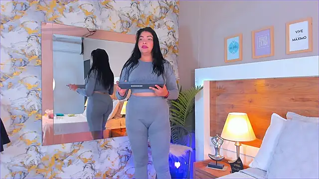 EmaBakker online show from 01/19/26, 11:25