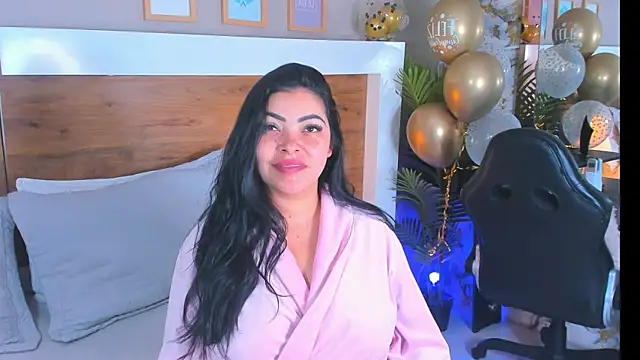 EmaBakker online show from 04/12/26, 11:48