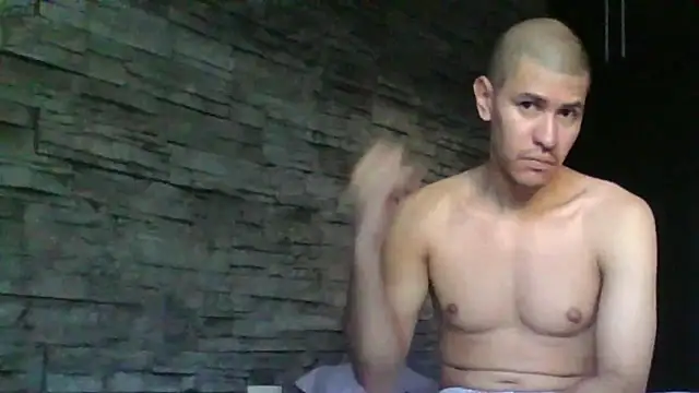 Sexylatin64 online show from 06/01/26, 11:23