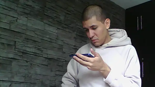 Sexylatin64 online show from 06/10/26, 03:22