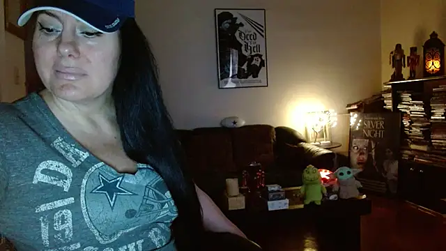 mandaloriangirls online show from 11/30/25, 06:34