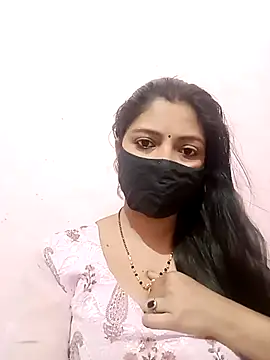 Snapshot of Mahi_Baby25 chatting on 03/24/26, 01:38 Mahi Baby25 online show from 03/24/26, 01:38
