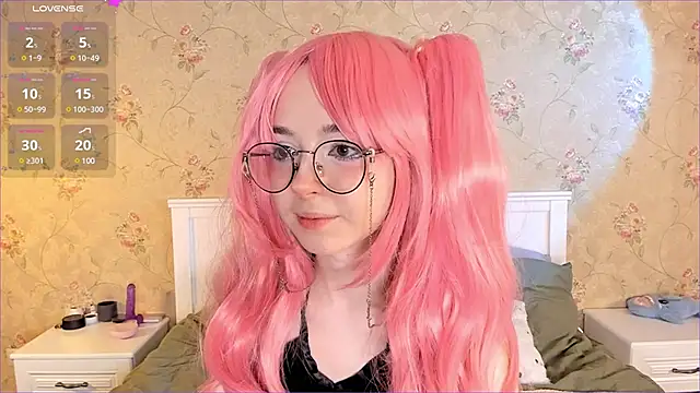 Snapshot of Nora_Failure chatting on 12/04/24, 12:03 Nora Failure online show from 12/04/24, 12:03