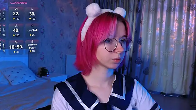 Snapshot of Nora_Failure chatting on 09/17/25, 04:25 Nora Failure online show from 09/17/25, 04:25