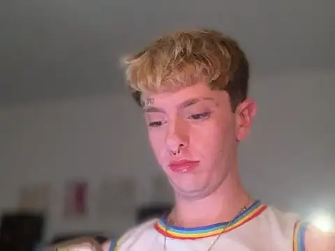 twentywithafelonyy online show from 03/03/25, 05:42