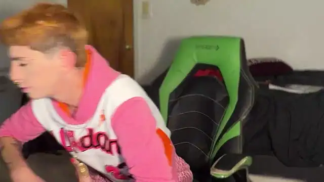 twentywithafelonyy online show from 11/20/25, 06:46