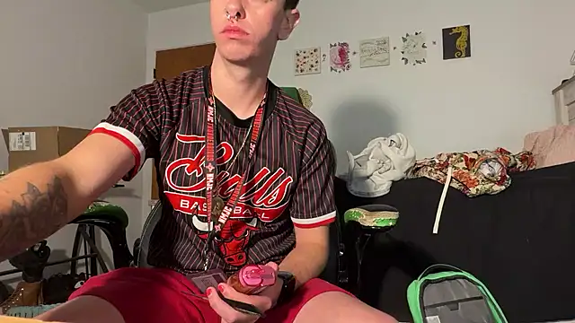 twentywithafelonyy online show from 12/04/25, 08:12