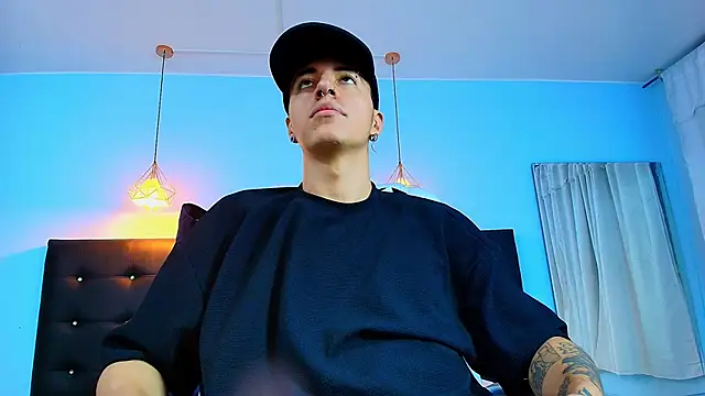 Lobo 17  online show from 01/30/25, 03:55