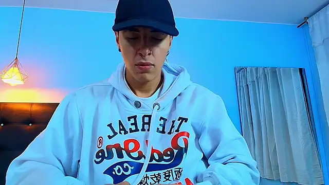 Lobo 17  online show from 02/01/25, 08:18