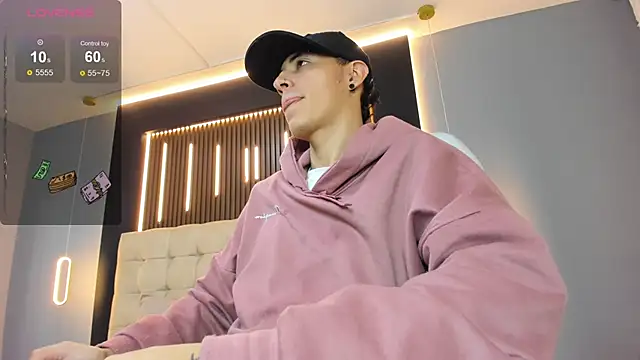 Lobo 17  online show from 03/28/26, 03:50