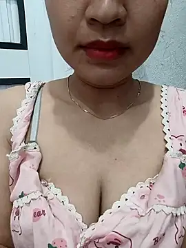 Snapshot of AssAsiancute chatting on 12/02/24, 04:31 AssAsiancute online show from 12/02/24, 04:31