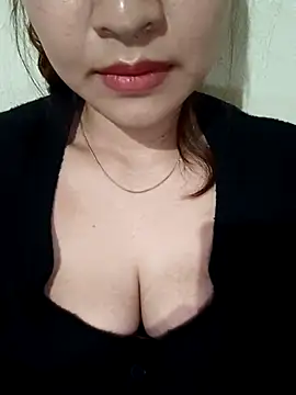 Snapshot of AssAsiancute chatting on 03/02/25, 04:53 AssAsiancute online show from 03/02/25, 04:53