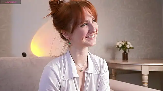 Snapshot of EsmaCrumbley chatting on 03/02/25, 05:12 EsmaCrumbley online show from 03/02/25, 05:12