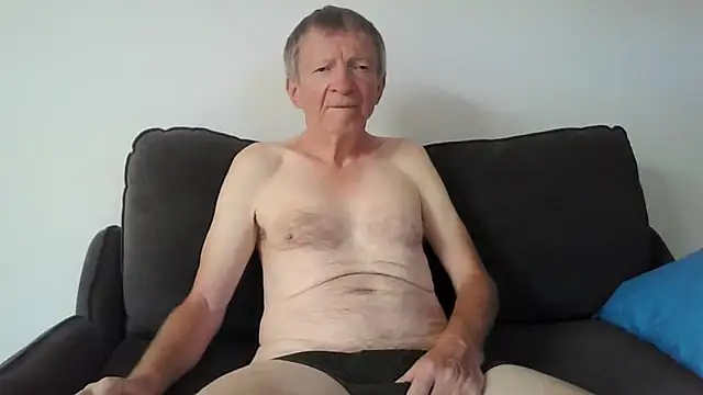 naturiste974 online show from 12/18/25, 07:58