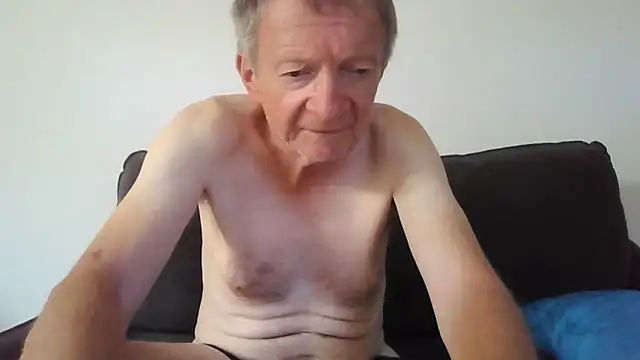 naturiste974 online show from 02/10/26, 09:02