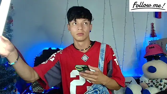 twink sebas  online show from 12/25/24, 04:44