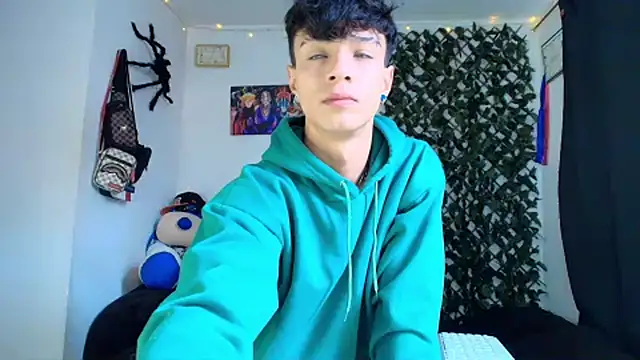 twink sebas  online show from 02/08/25, 06:22