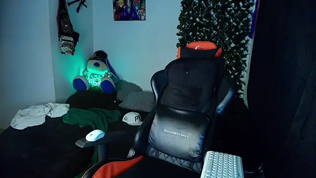 twink sebas  online show from 02/09/25, 06:33