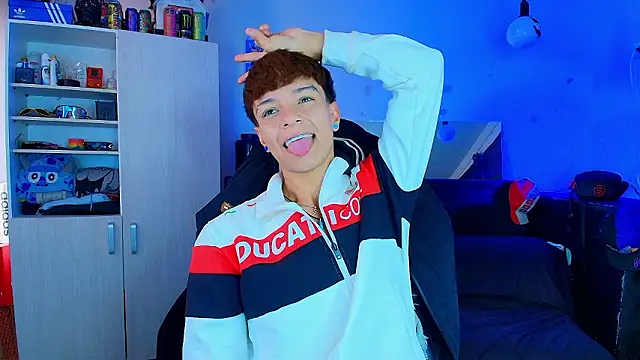 twink sebas  online show from 02/02/26, 01:54