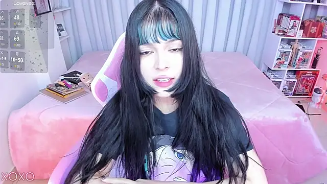 Snapshot of misshoneyxxx chatting on 07/29/26, 06:22 misshoneyxxx online show from 07/29/26, 06:22