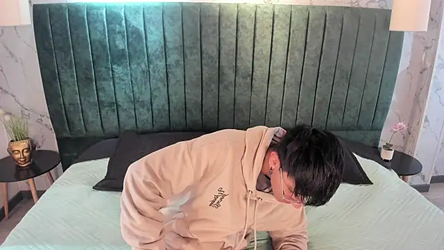 Andy Joy  online show from 10/09/25, 11:30