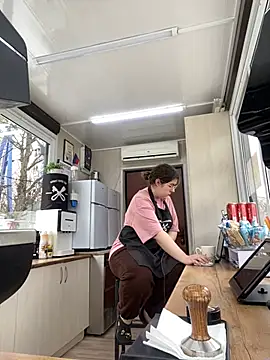 cinnabon  online show from 02/02/25, 08:46