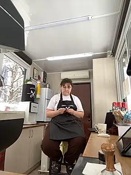 cinnabon  online show from 02/18/25, 12:28