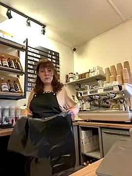 cinnabon  online show from 10/21/25, 11:55