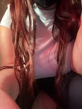 Snapshot of Jessicaaa chatting on 12/22/25, 06:05 Jessicaaa online show from 12/22/25, 06:05