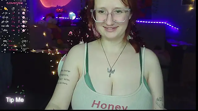 Snapshot of KrisTyBooBsin chatting on 12/13/24, 03:11 KrisTyBooBsin online show from 12/13/24, 03:11