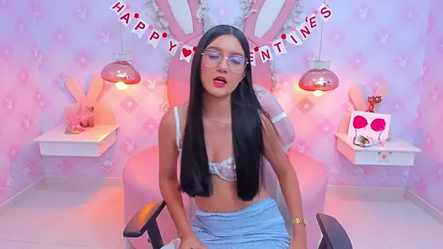 Saraa Skinny online show from 02/17/25, 11:44