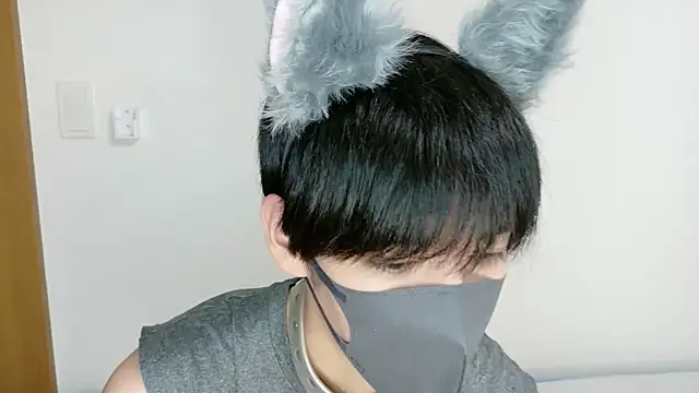 itsme LEON online show from 10/22/25, 01:00