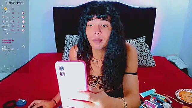 Snapshot of antonela_xxx chatting on 10/11/25, 03:43 antonela xxx online show from 10/11/25, 03:43