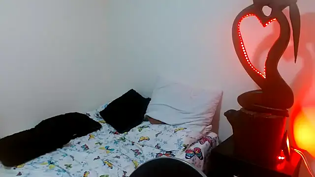 naihroby online show from 12/10/24, 02:27