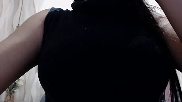 CarolineBrunx online show from 09/12/25, 04:34