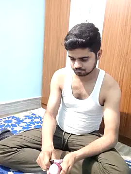 Ishan003 online show from 04/22/26, 02:40