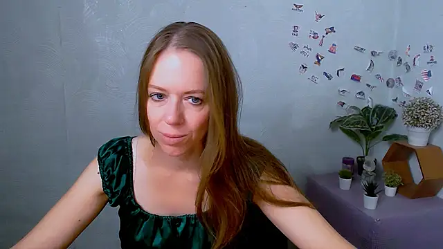 Snapshot of GloriaSi_ chatting on 07/09/26, 02:59 GloriaSi online show from 07/09/26, 02:59