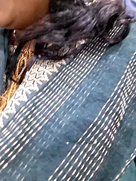 Snapshot of Bhabhi_desi12 chatting on 10/29/25, 01:57 Bhabhi desi12 online show from 10/29/25, 01:57